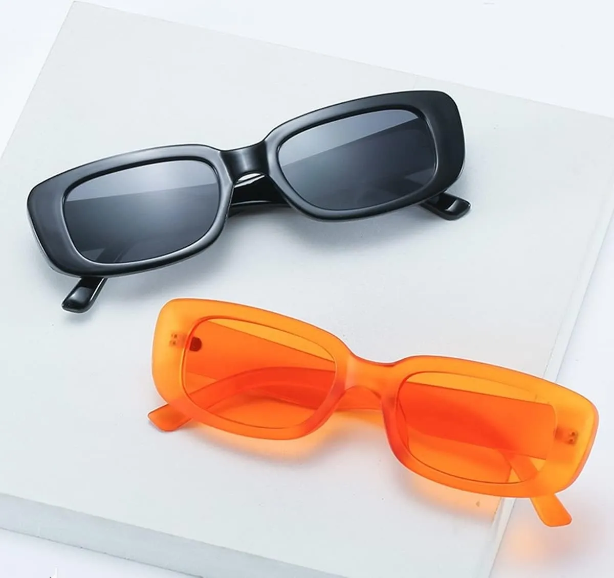 IKANOO Retro Rectangle Sunglasses for Women Men Small Square Frame Trendy Y2K 90s Black Sunglasses