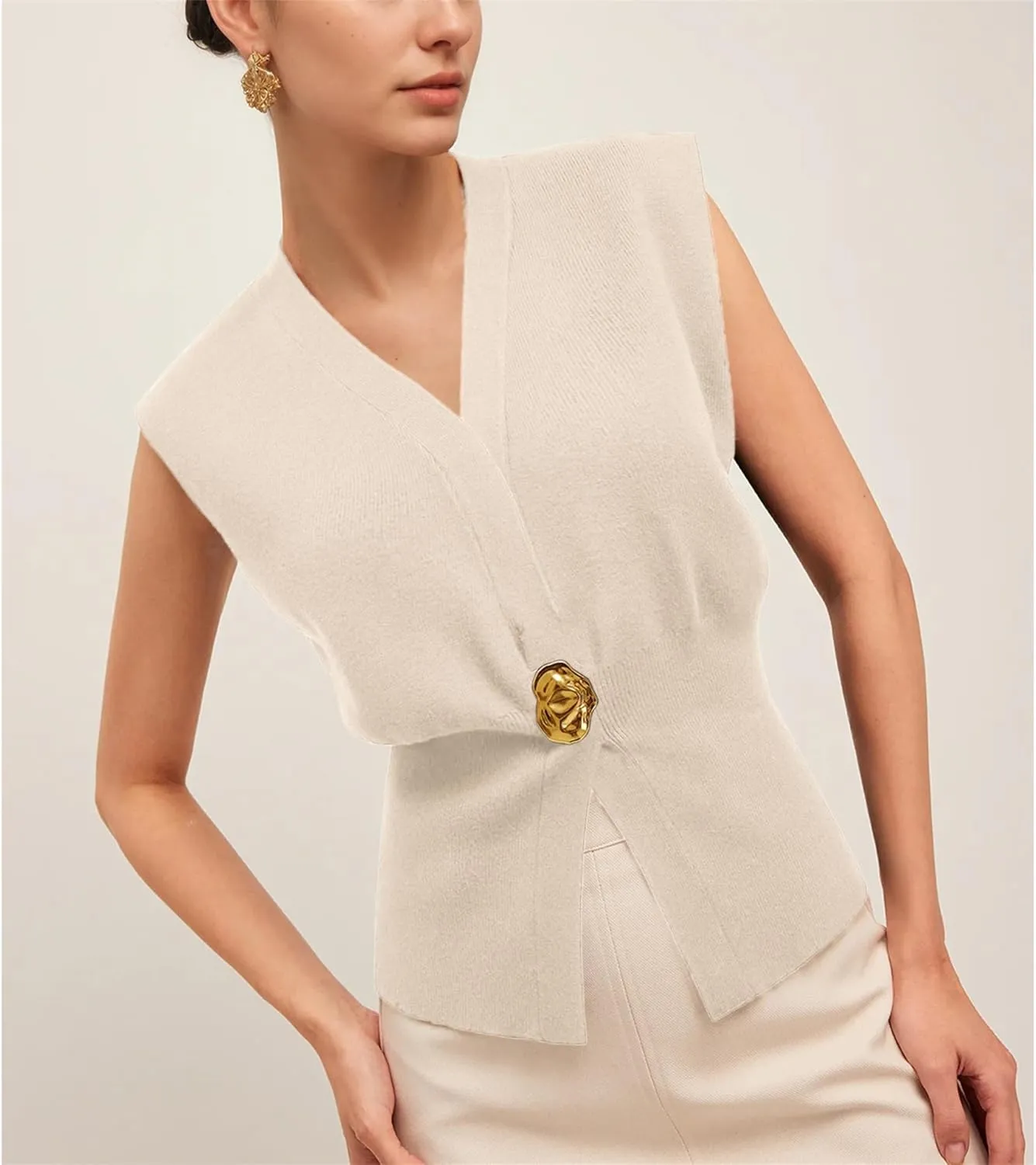 Womens Sleeveless Sweater Vest Deep V Neck Button Down Waist Cinched Knit Trendy Solid Pullover Tank Tops